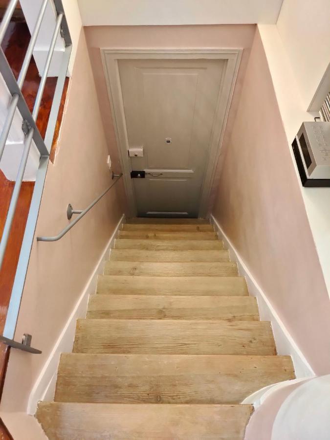 Appartamento Casa Shardana Lisbona Esterno foto